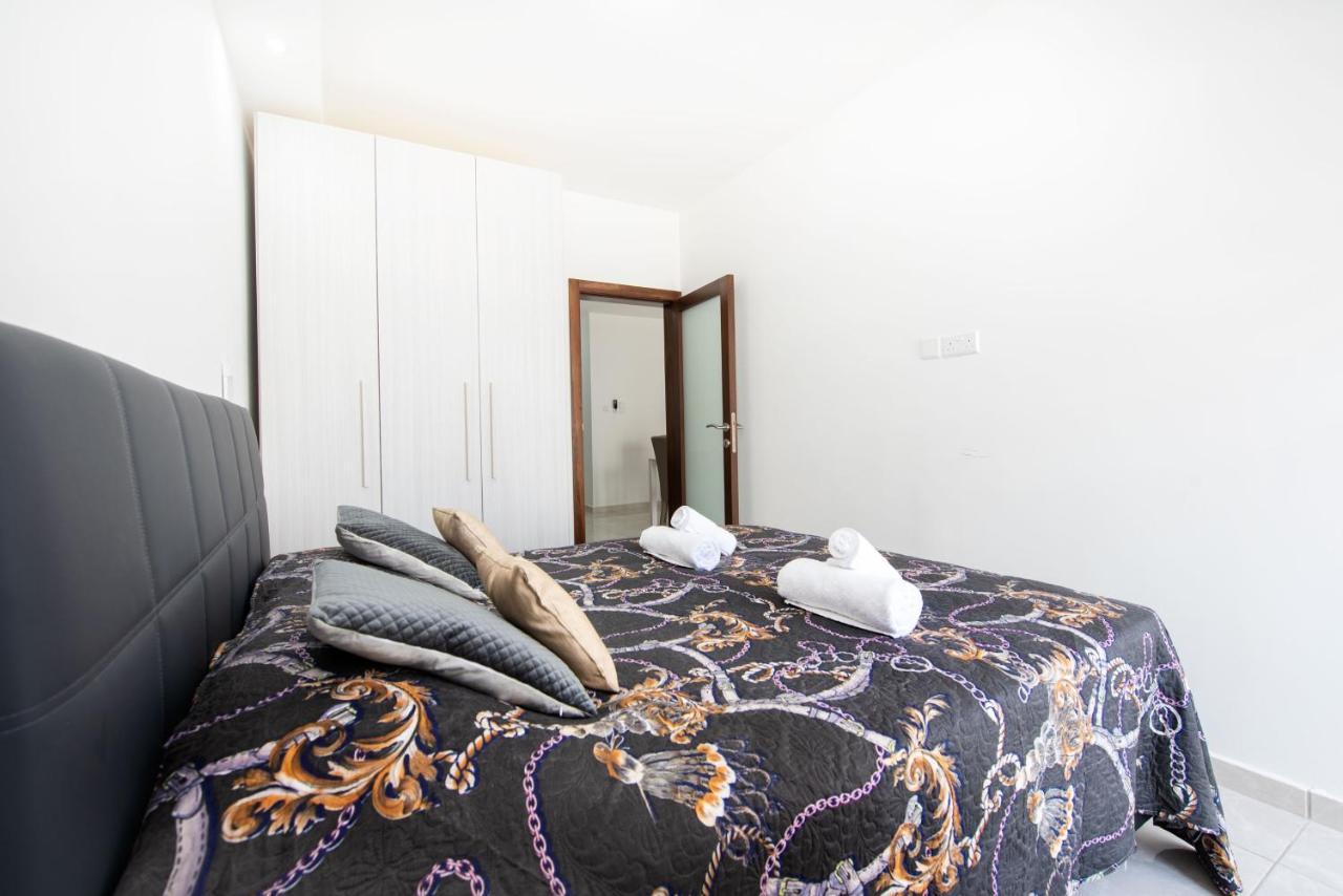 Flotta Island Apartments Gzira Ngoại thất bức ảnh