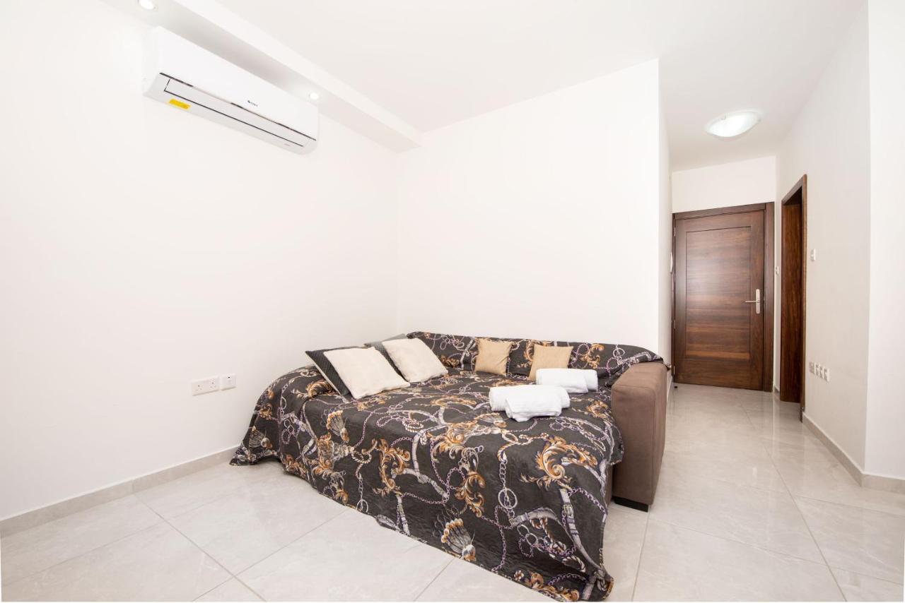 Flotta Island Apartments Gzira Ngoại thất bức ảnh