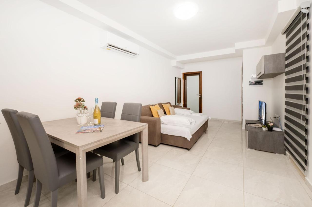 Flotta Island Apartments Gzira Ngoại thất bức ảnh