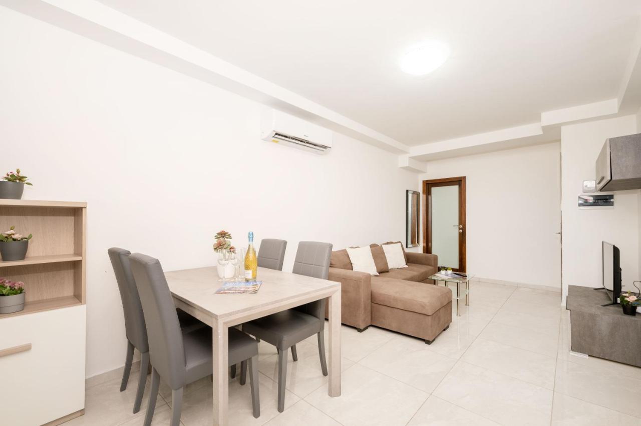 Flotta Island Apartments Gzira Ngoại thất bức ảnh