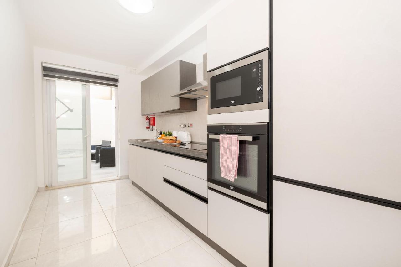Flotta Island Apartments Gzira Ngoại thất bức ảnh